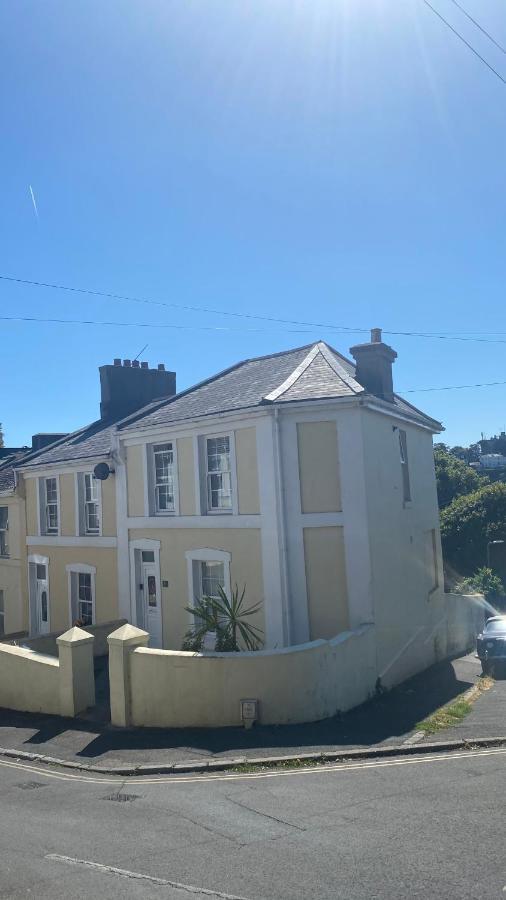 The Bonting Beautiful Three Bed Townhouse Near Harbour And Beach Torquay Exterior foto